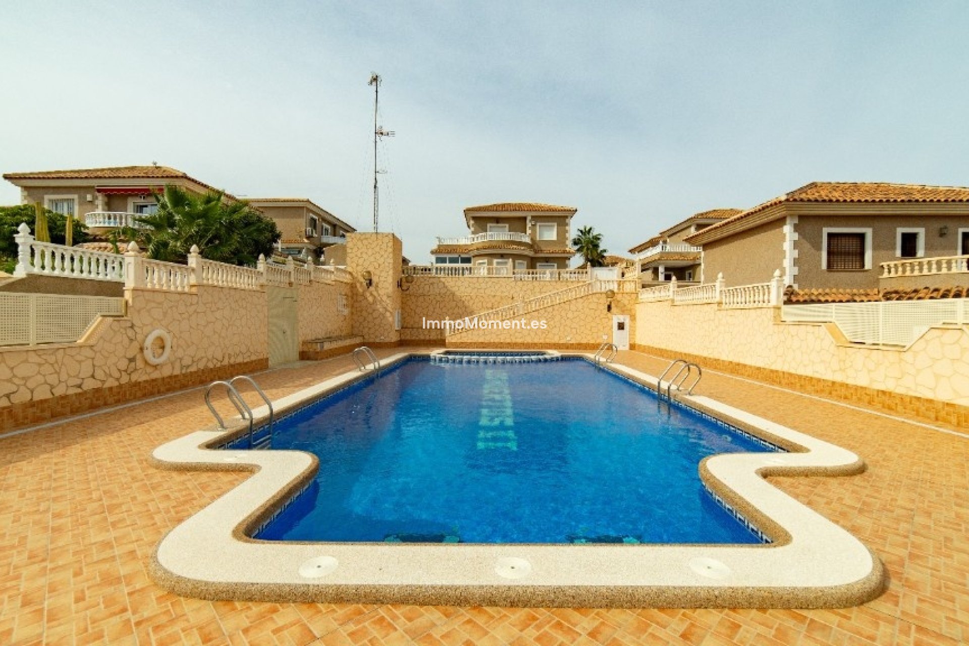 Reventa - Villa independiente - Orihuela - Los Altos