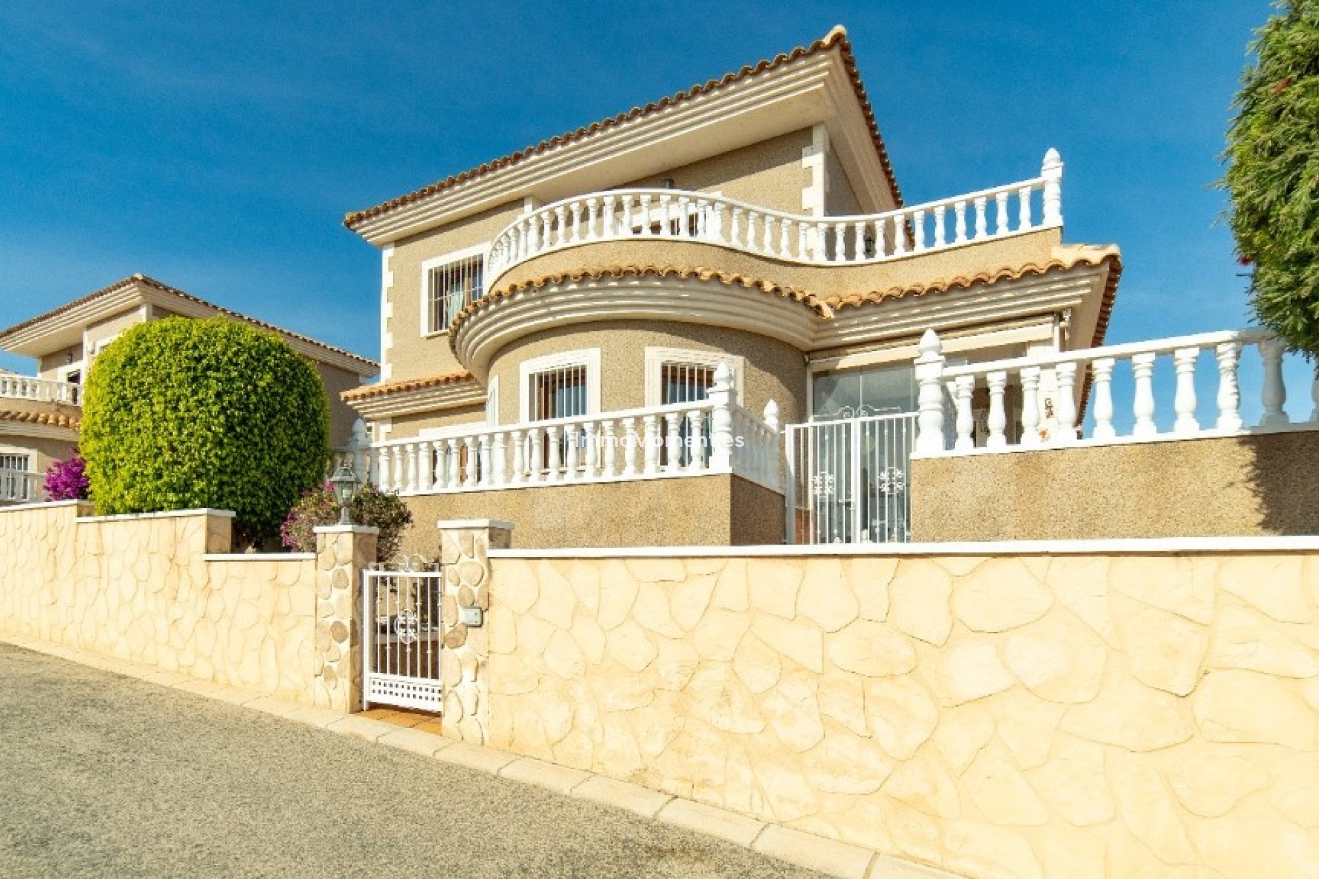 Reventa - Villa independiente - Orihuela - Los Altos