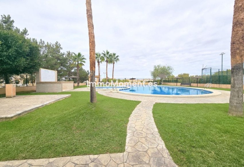 Reventa - Villa independiente - Orihuela - Los Altos