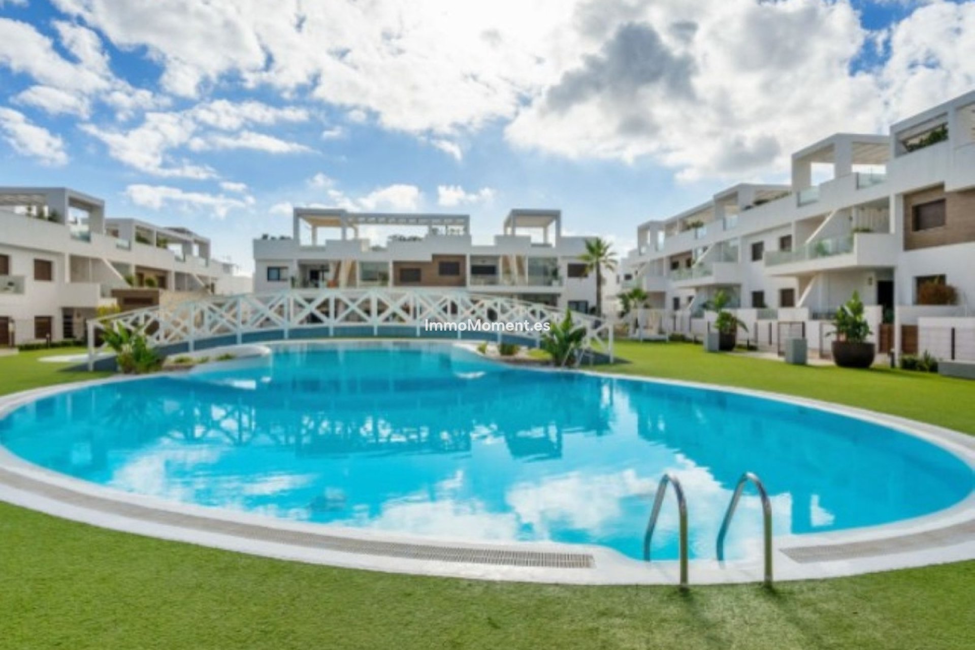 Reventa - Villa independiente - Orihuela - Los Balcones - Los Altos del Edén