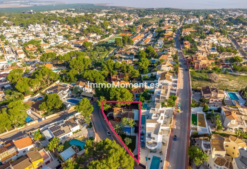 Reventa - Villa independiente - Orihuela - Los Balcones