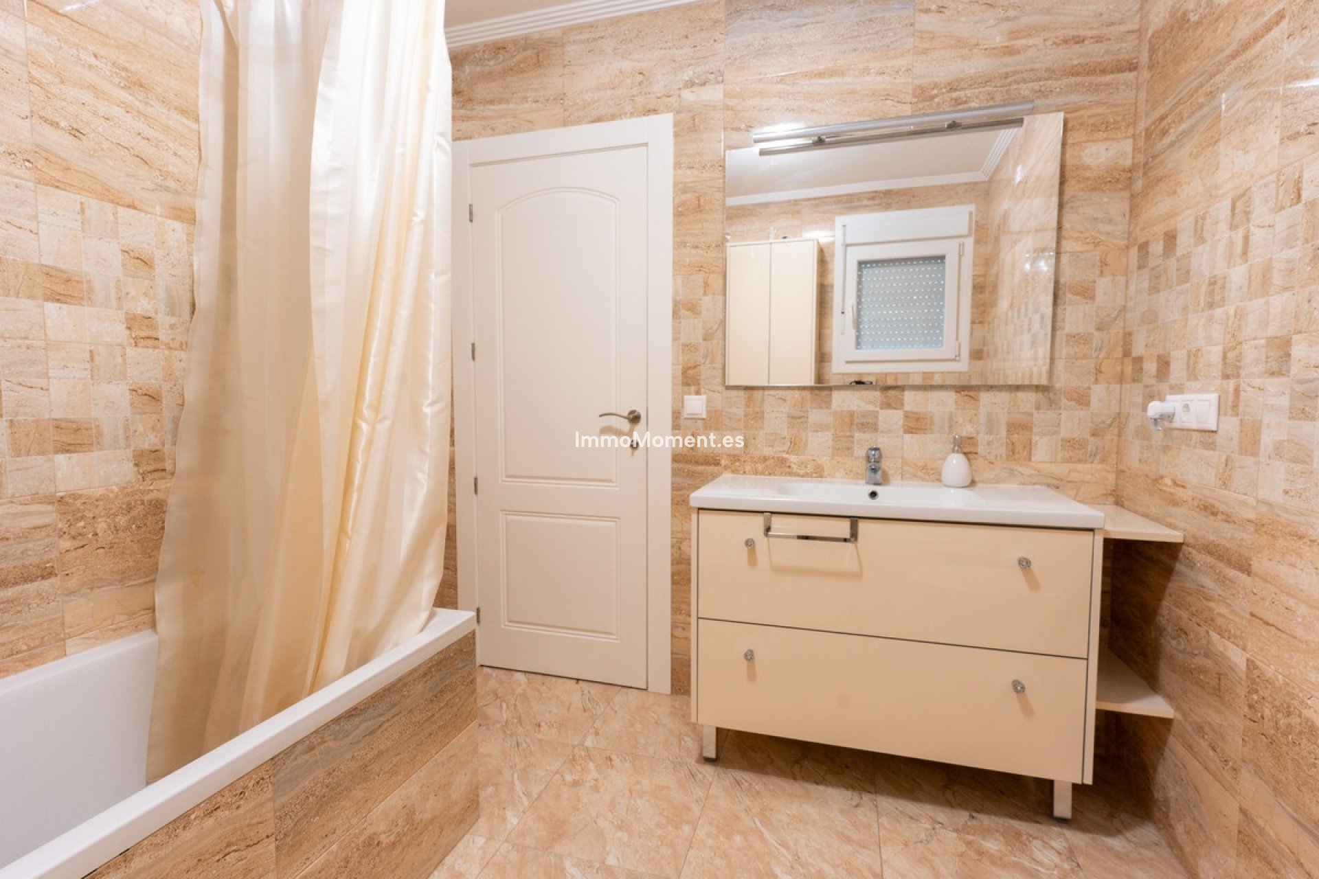 Reventa - Villa independiente - Orihuela - Los Balcones
