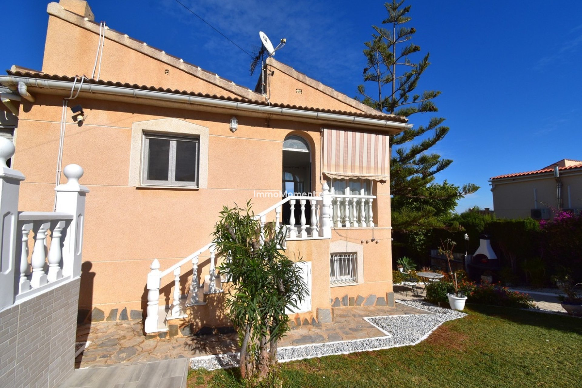 Reventa - Villa independiente - Orihuela - Los Balcones