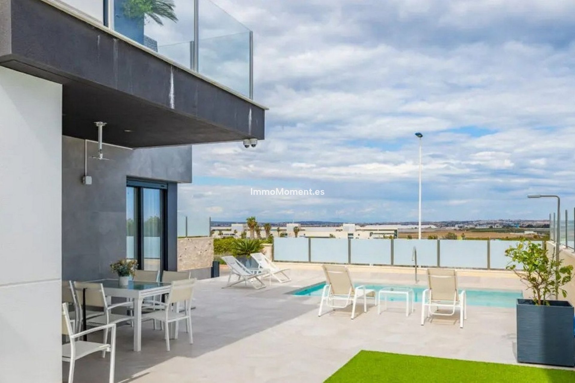 Reventa - Villa independiente - Orihuela - Los Balcones
