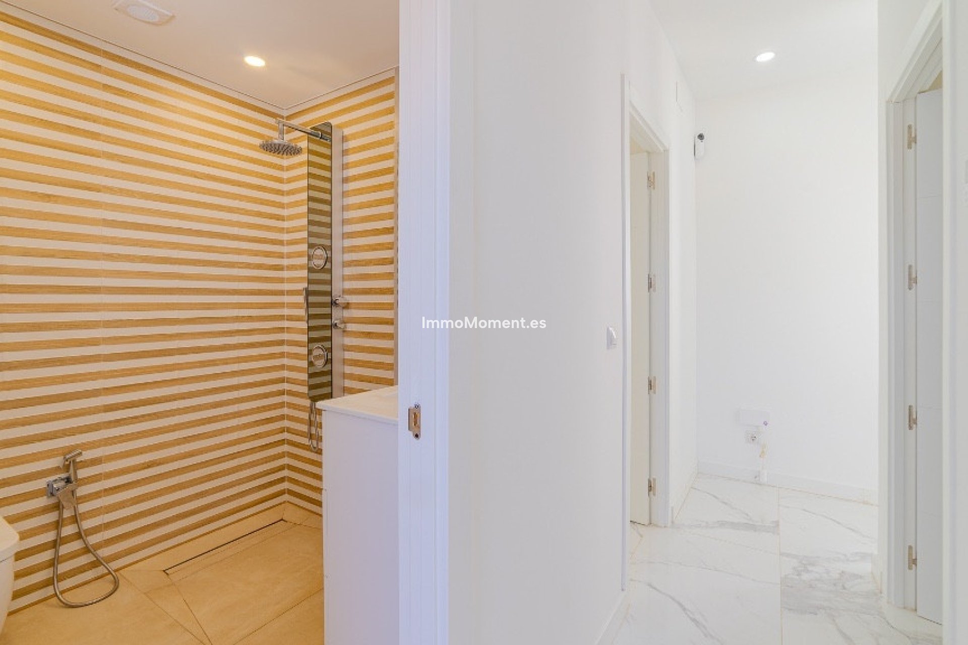 Reventa - Villa independiente - Orihuela - Los Balcones