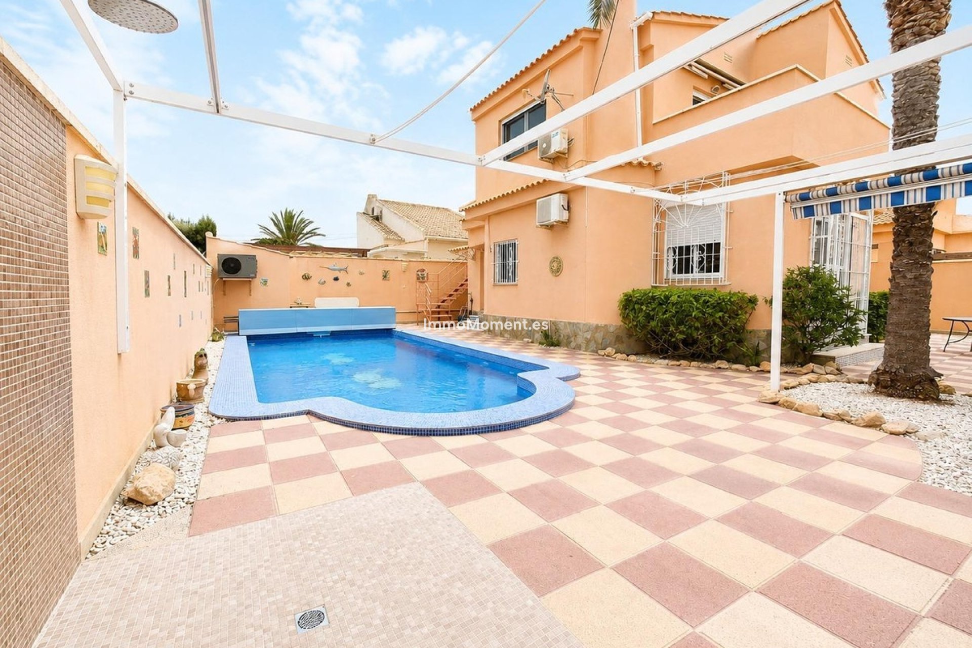 Reventa - Villa independiente - Orihuela - Mil Palmeras