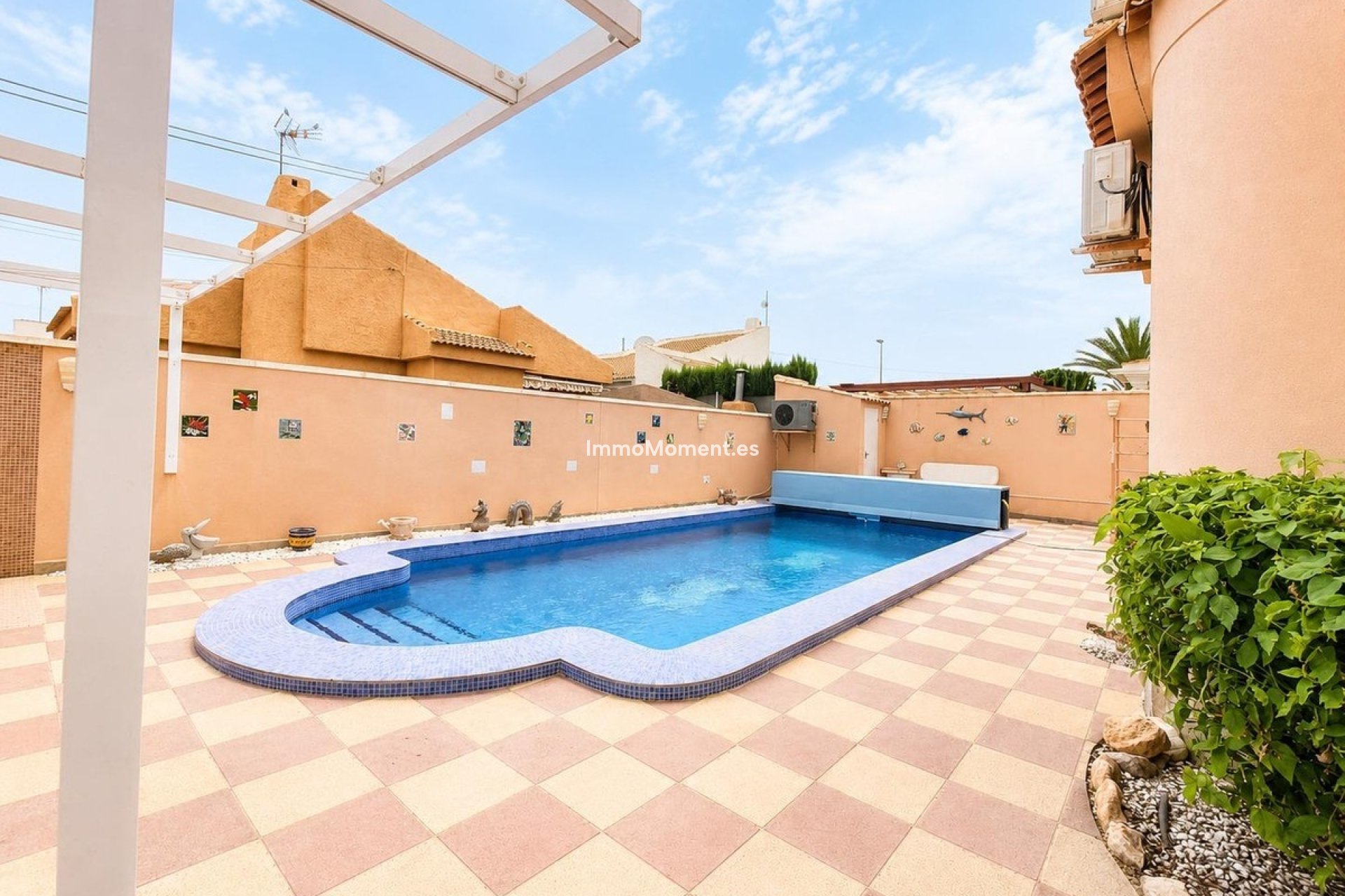 Reventa - Villa independiente - Orihuela - Mil Palmeras