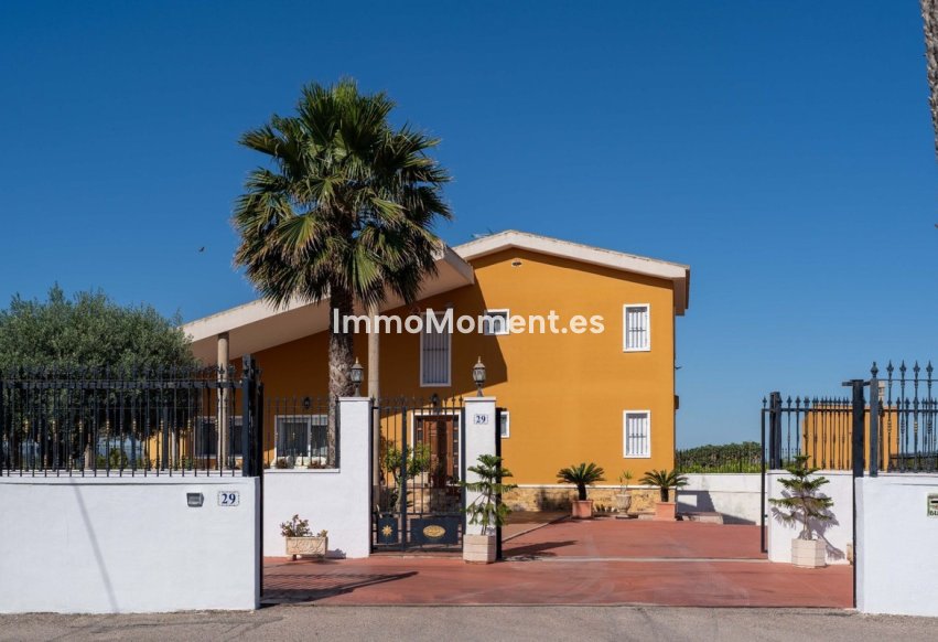 Reventa - Villa independiente - Orihuela - Orihuela Centro