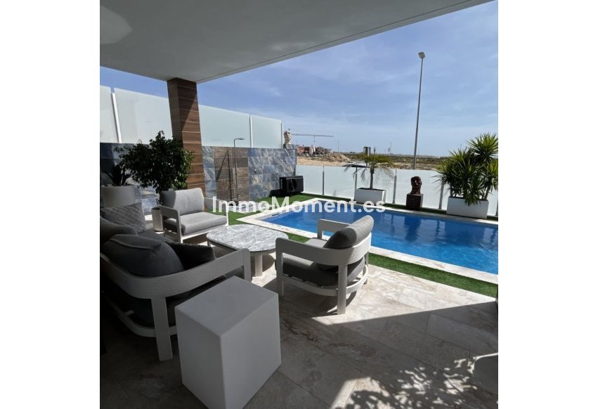 Reventa - Villa independiente - Orihuela - Orihuela Centro