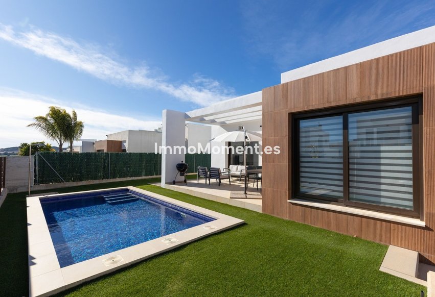 Reventa - Villa independiente - Orihuela - Orihuela Costa