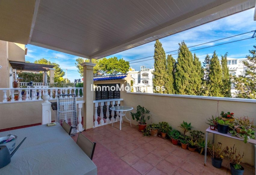 Reventa - Villa independiente - Orihuela - Orihuela Costa