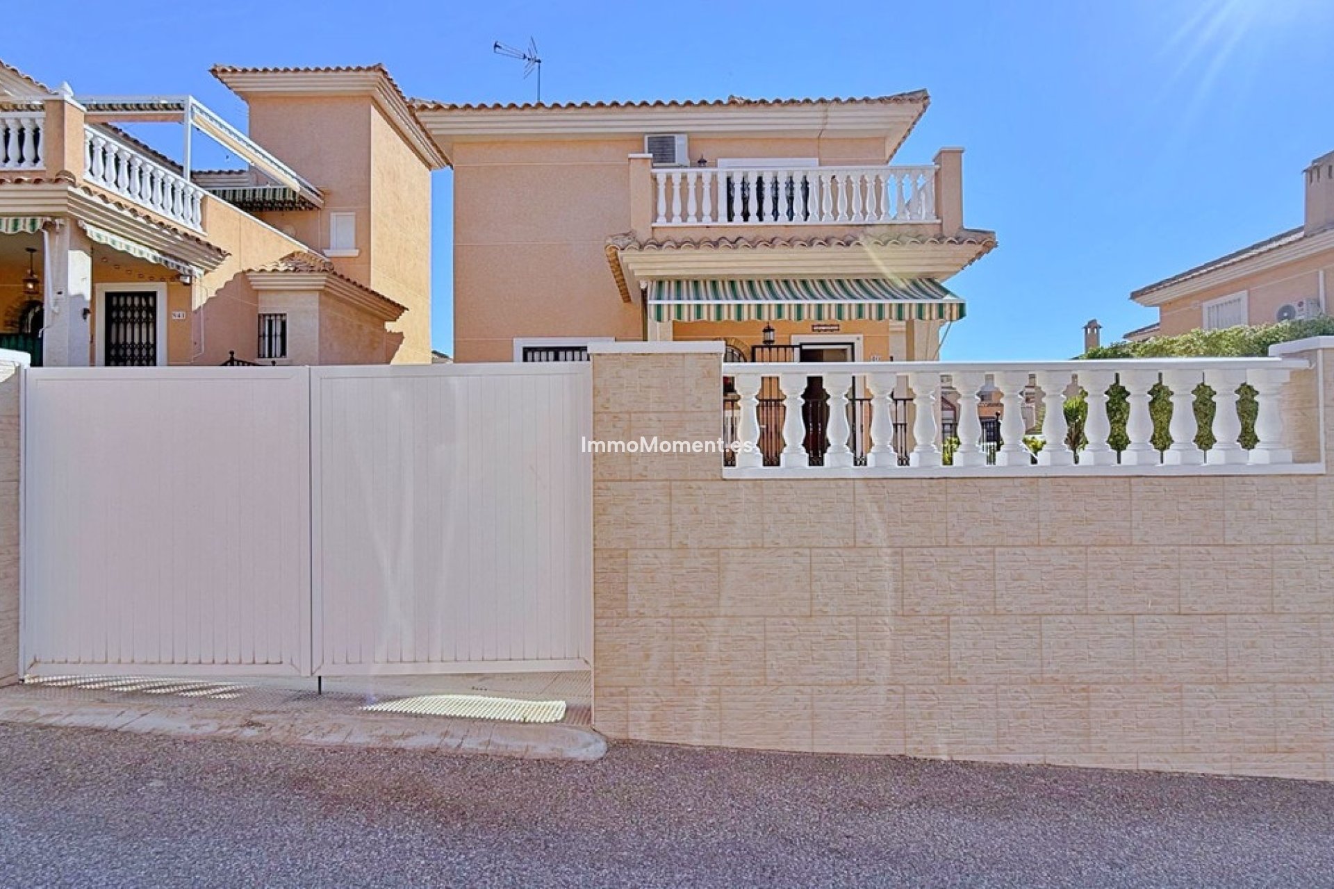 Reventa - Villa independiente - Orihuela - Orihuela Costa
