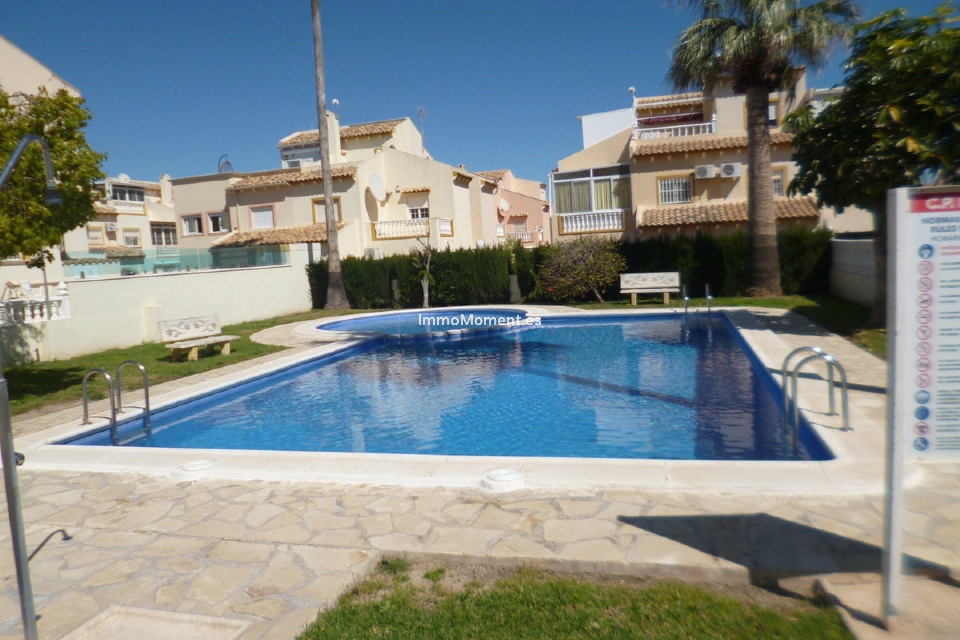 Reventa - Villa independiente - Orihuela - Playa Flamenca