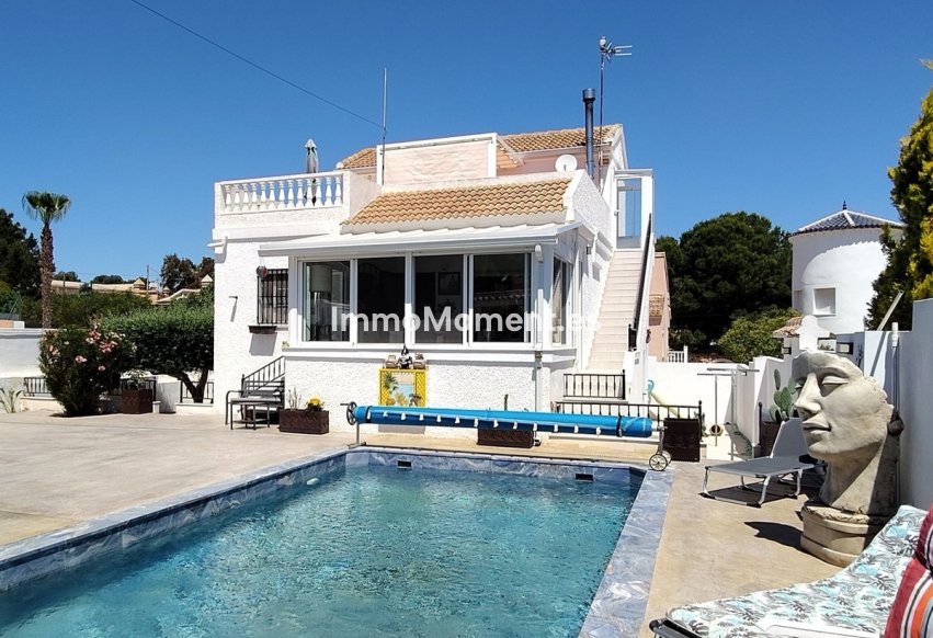 Reventa - Villa independiente - Orihuela - Torremendo