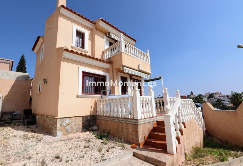 Reventa - Villa independiente - Orihuela - Villamartín