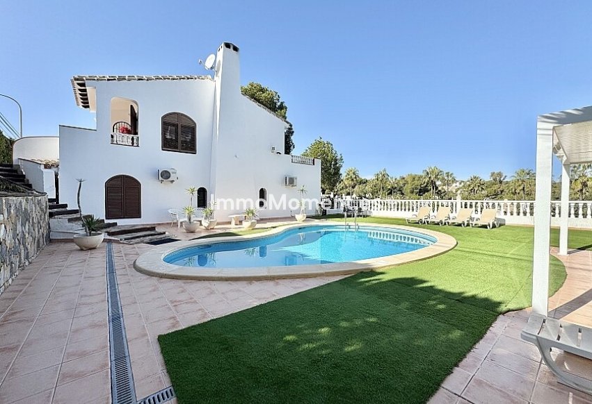 Reventa - Villa independiente - Orihuela - Villamartín