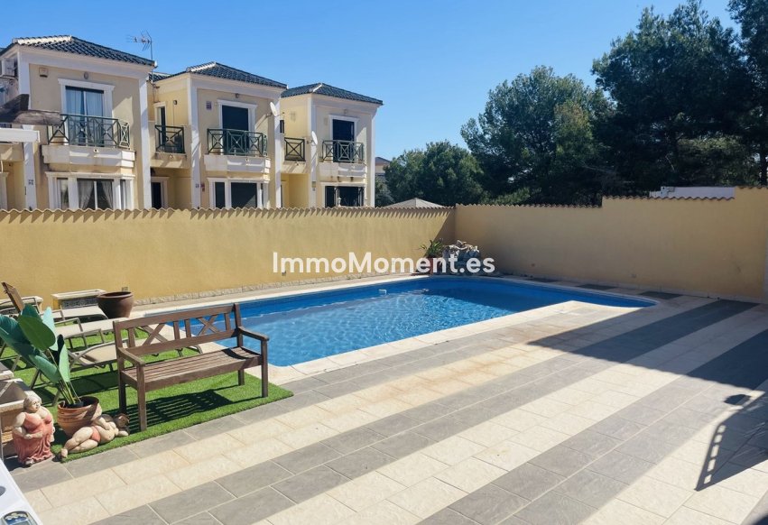 Reventa - Villa independiente - Orihuela - Villamartin