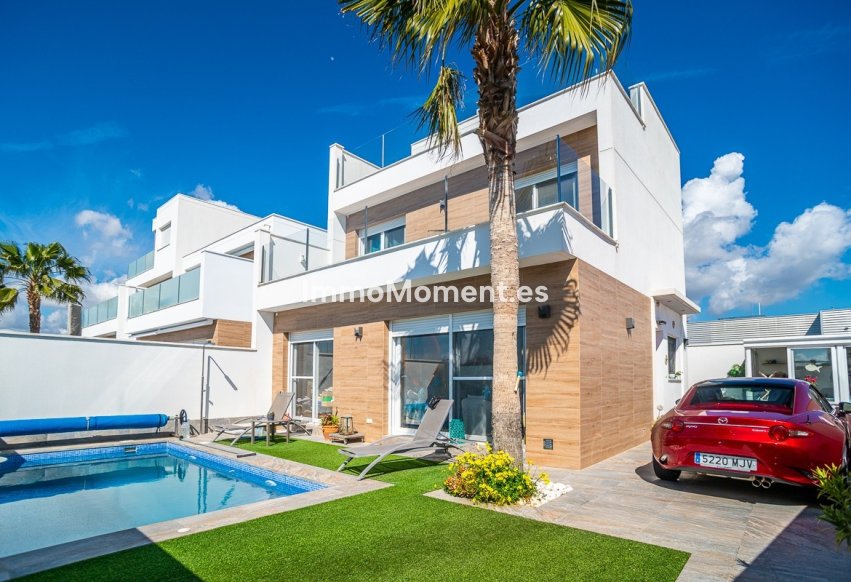 Reventa - Villa independiente - Pilar de la Horadada - Pilar de la Horadada Centro