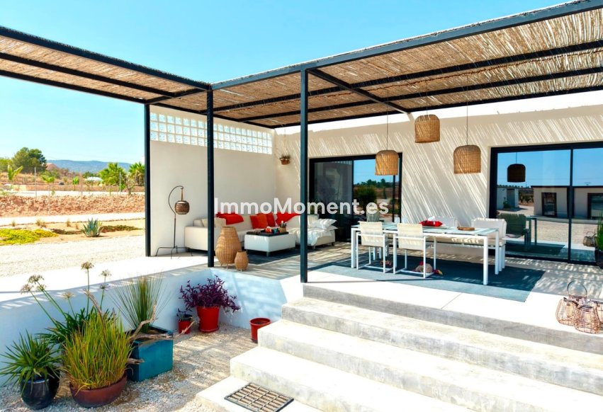 Reventa - Villa independiente - Pinoso - Pinoso Centro