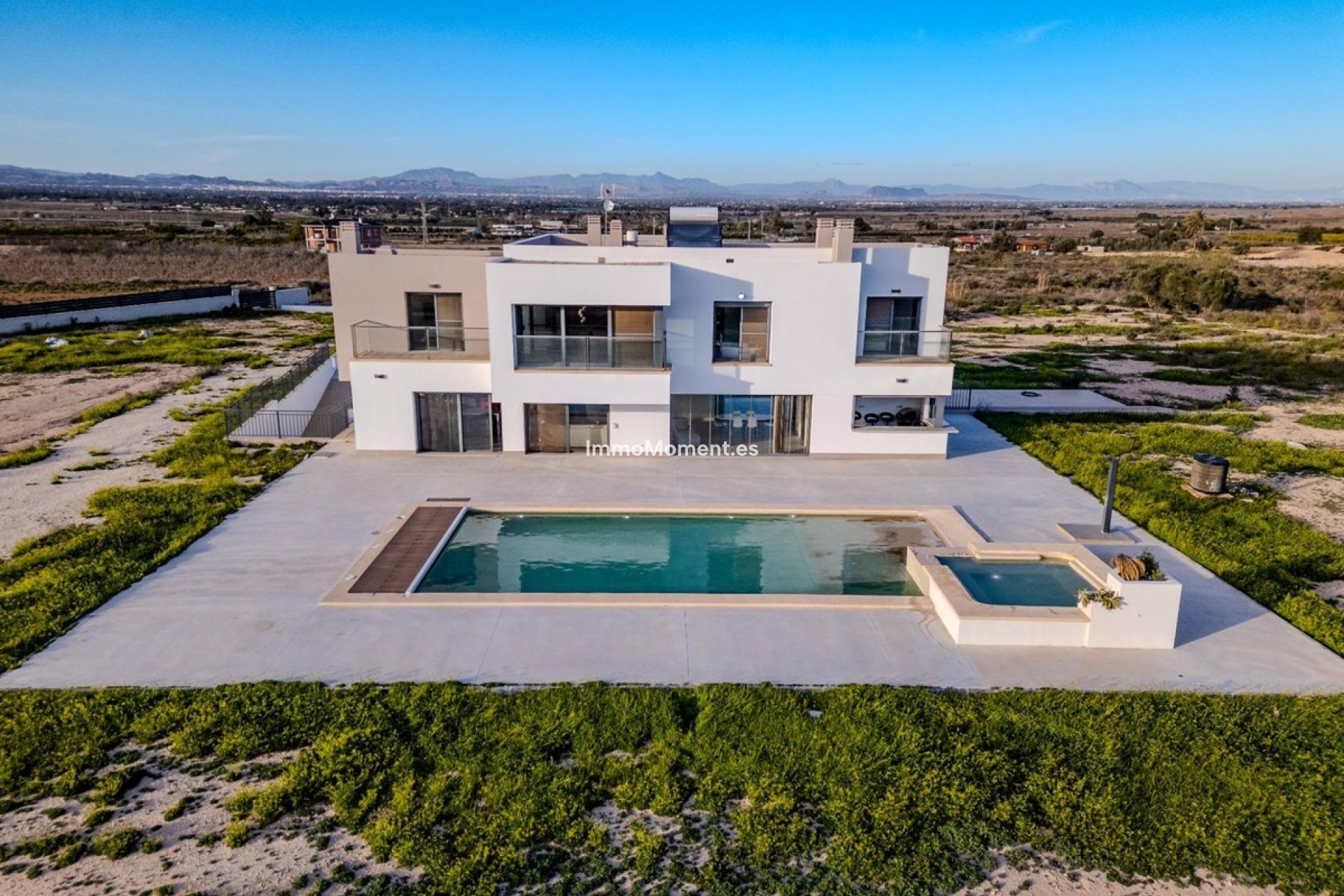 Reventa - Villa independiente - San Fulgencio - La Marina