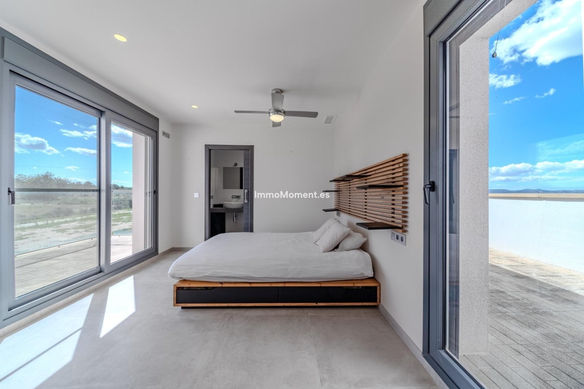 Reventa - Villa independiente - San Fulgencio - La Marina