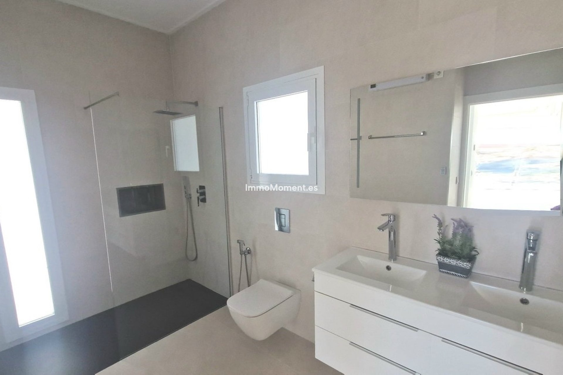 Reventa - Villa independiente - San Fulgencio - La Marina