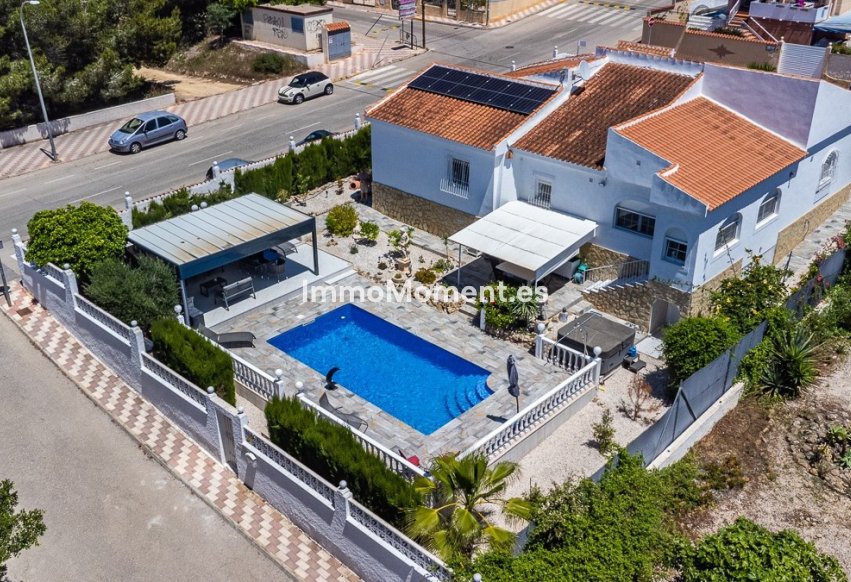 Reventa - Villa independiente - San Fulgencio - La Marina