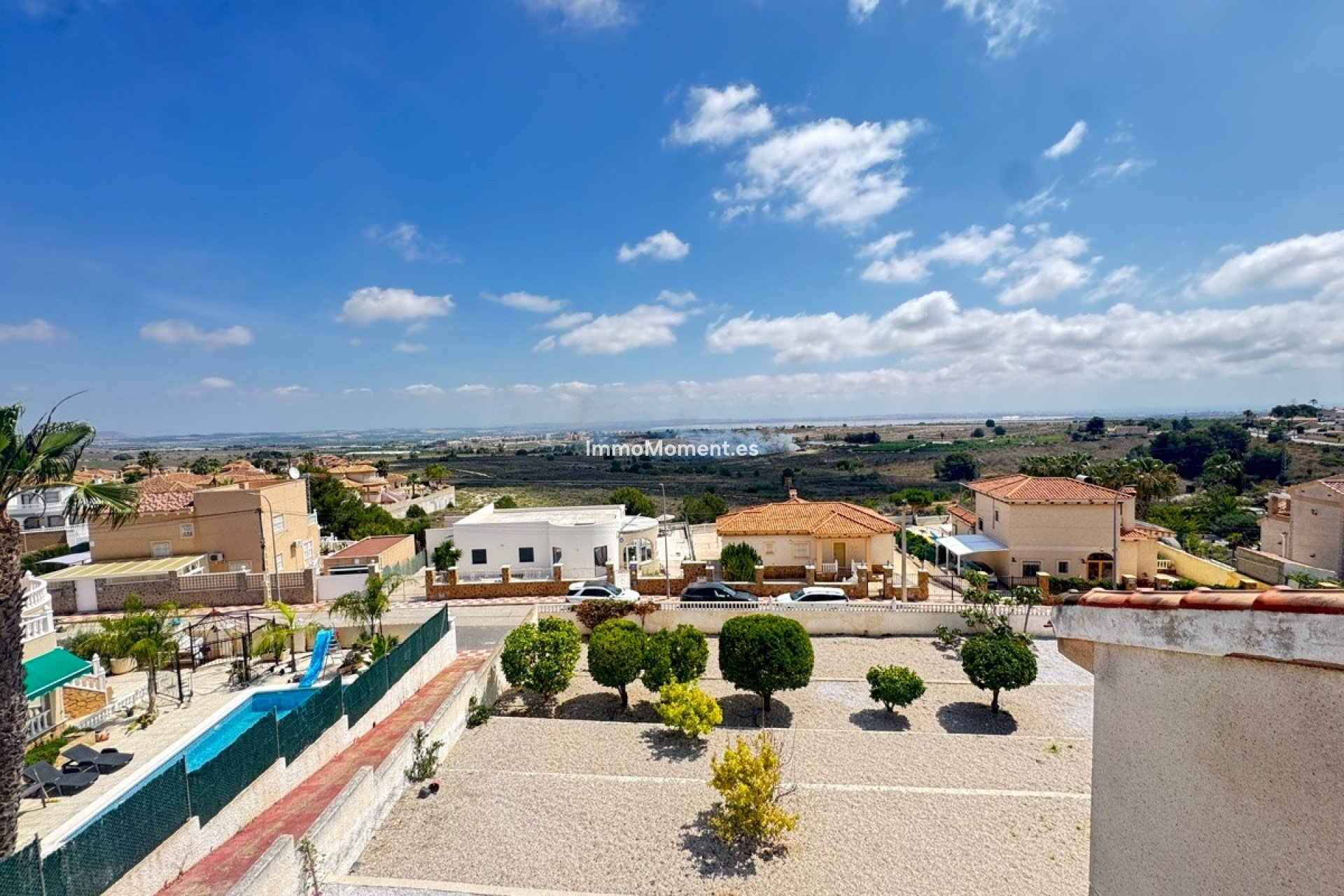 Reventa - Villa independiente - San Miguel de Salinas - San Miguel de Salinas Centro