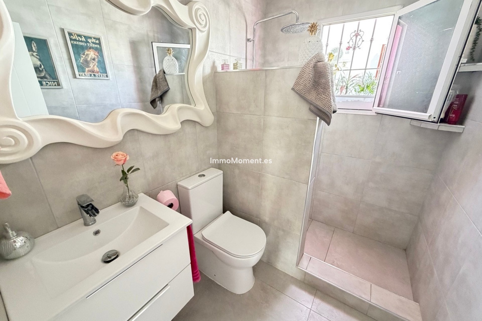 Reventa - Villa independiente - San Miguel de Salinas - San Miguel de Salinas Centro