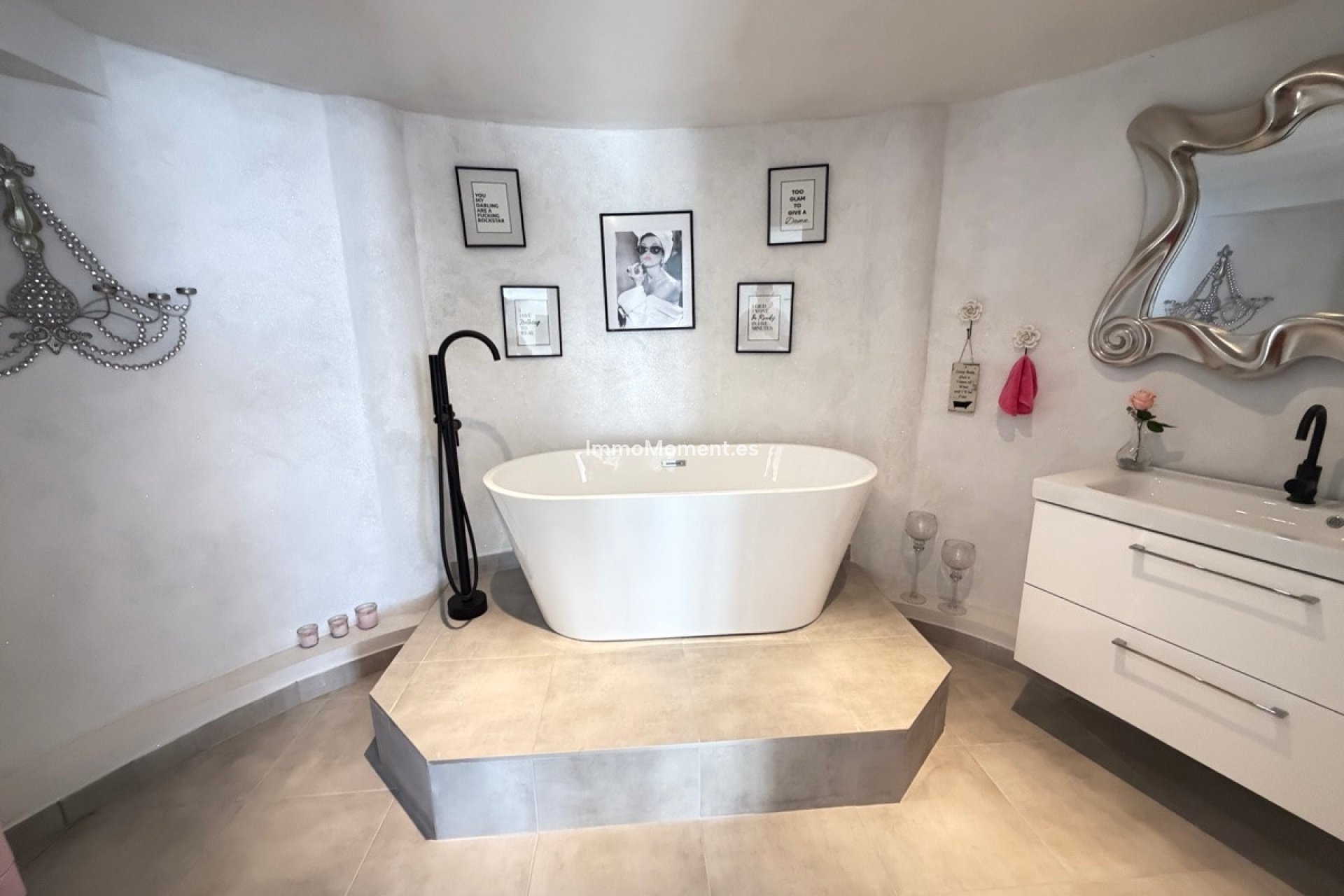 Reventa - Villa independiente - San Miguel de Salinas - San Miguel de Salinas Centro