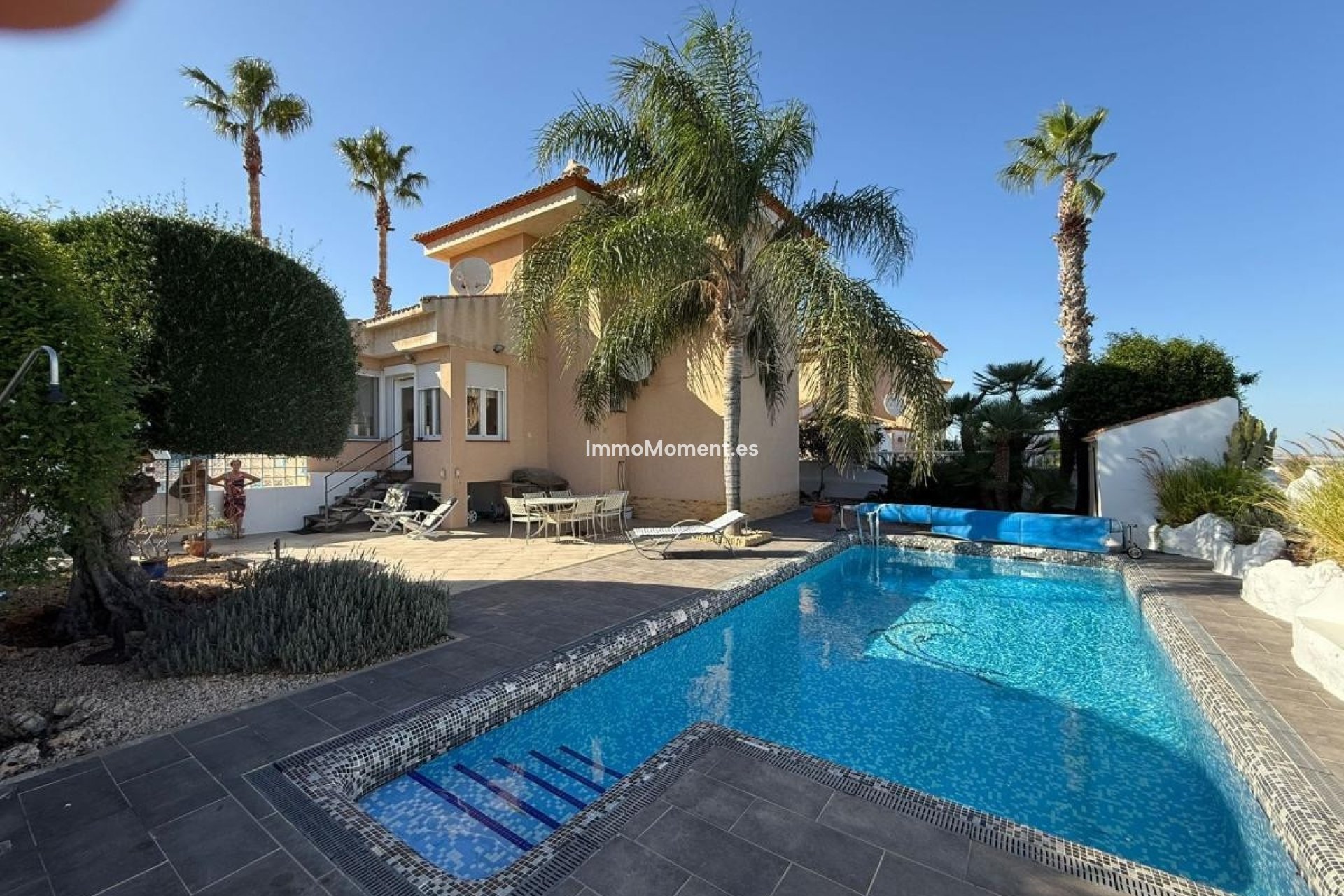Reventa - Villa independiente - San Miguel de Salinas - San Miguel de Salinas Centro