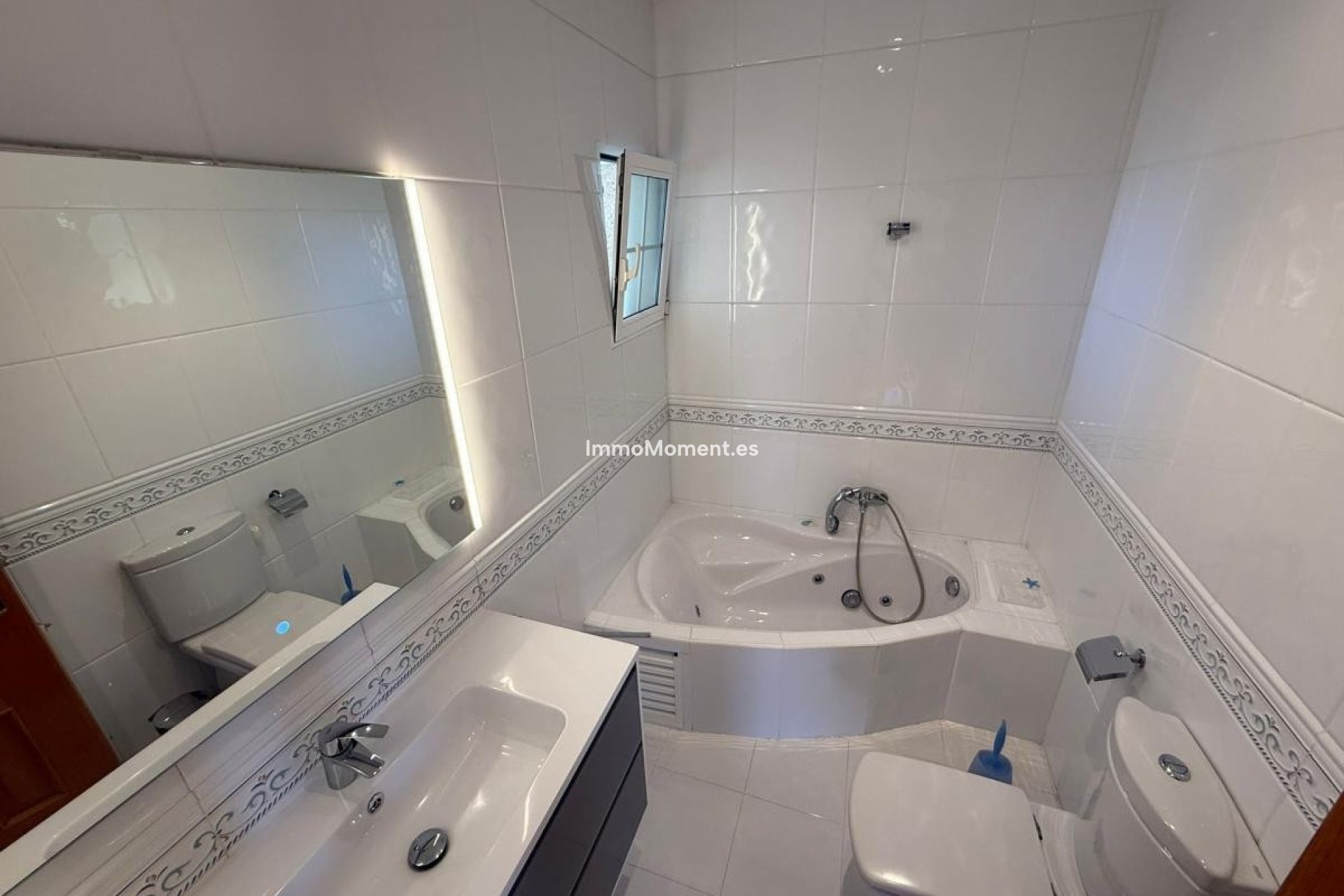 Reventa - Villa independiente - San Miguel de Salinas - San Miguel de Salinas Centro