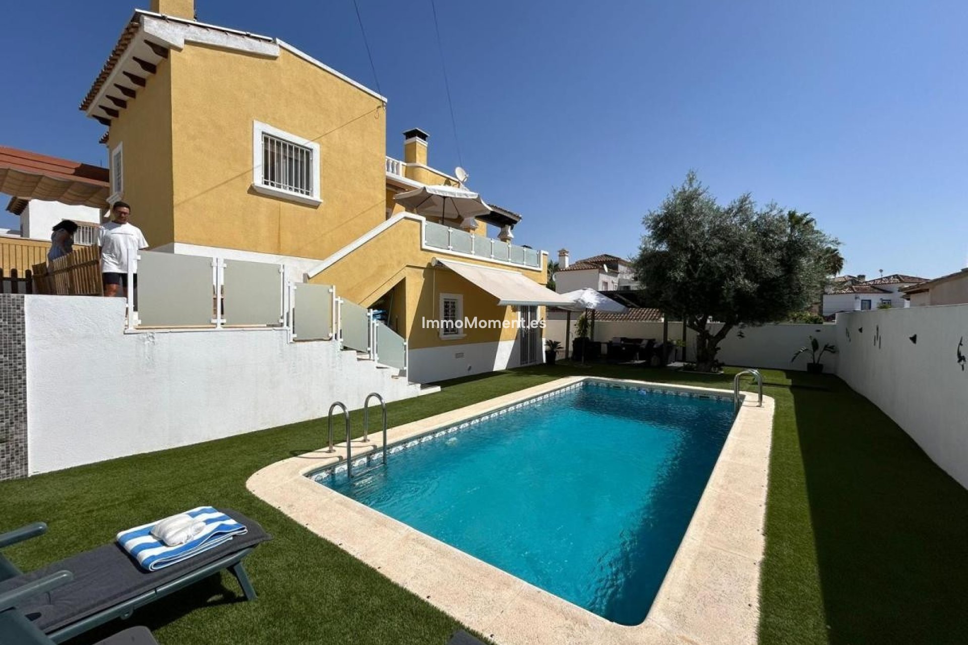 Reventa - Villa independiente - San Miguel de Salinas - San Miguel de Salinas Centro