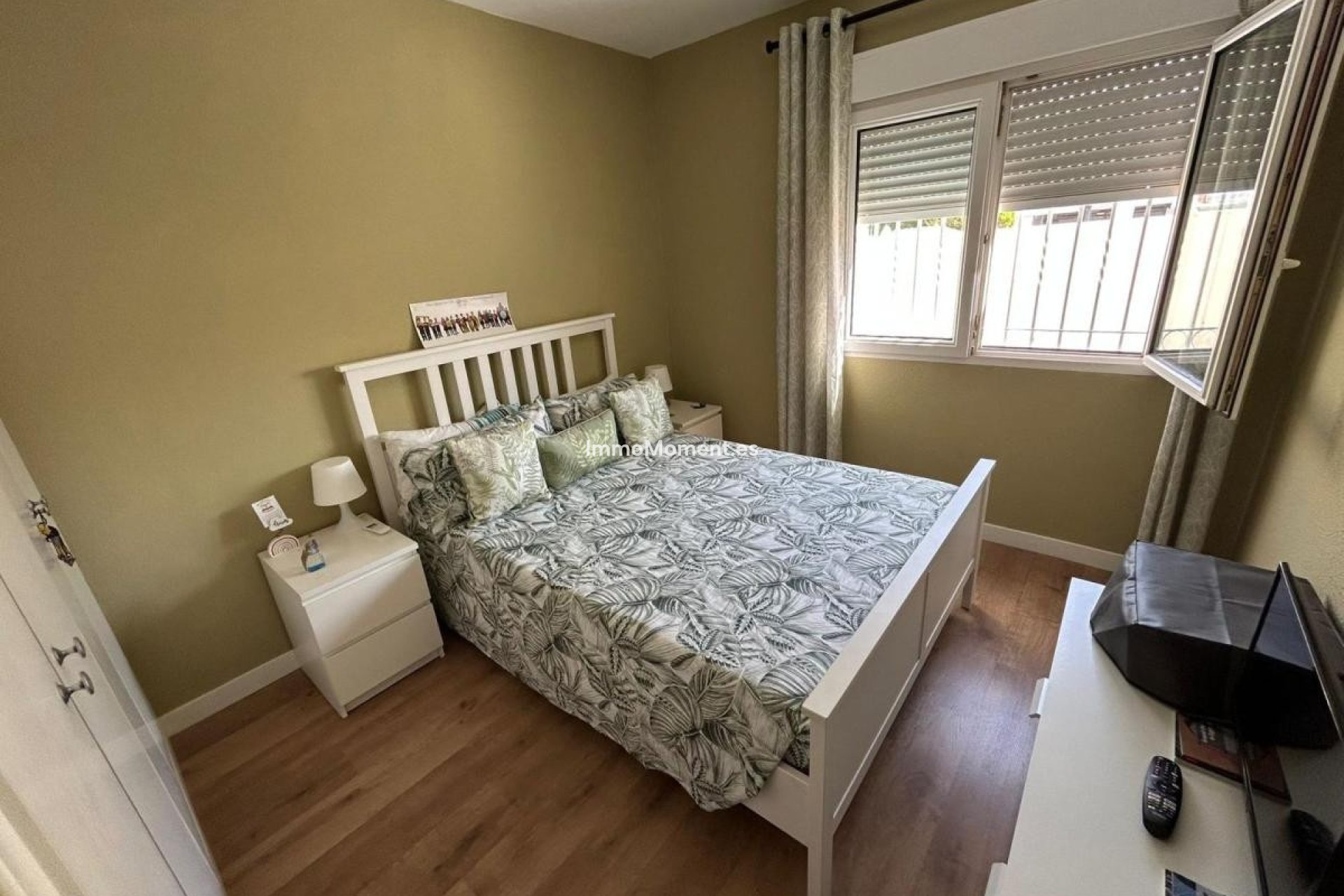 Reventa - Villa independiente - San Miguel de Salinas - San Miguel de Salinas Centro