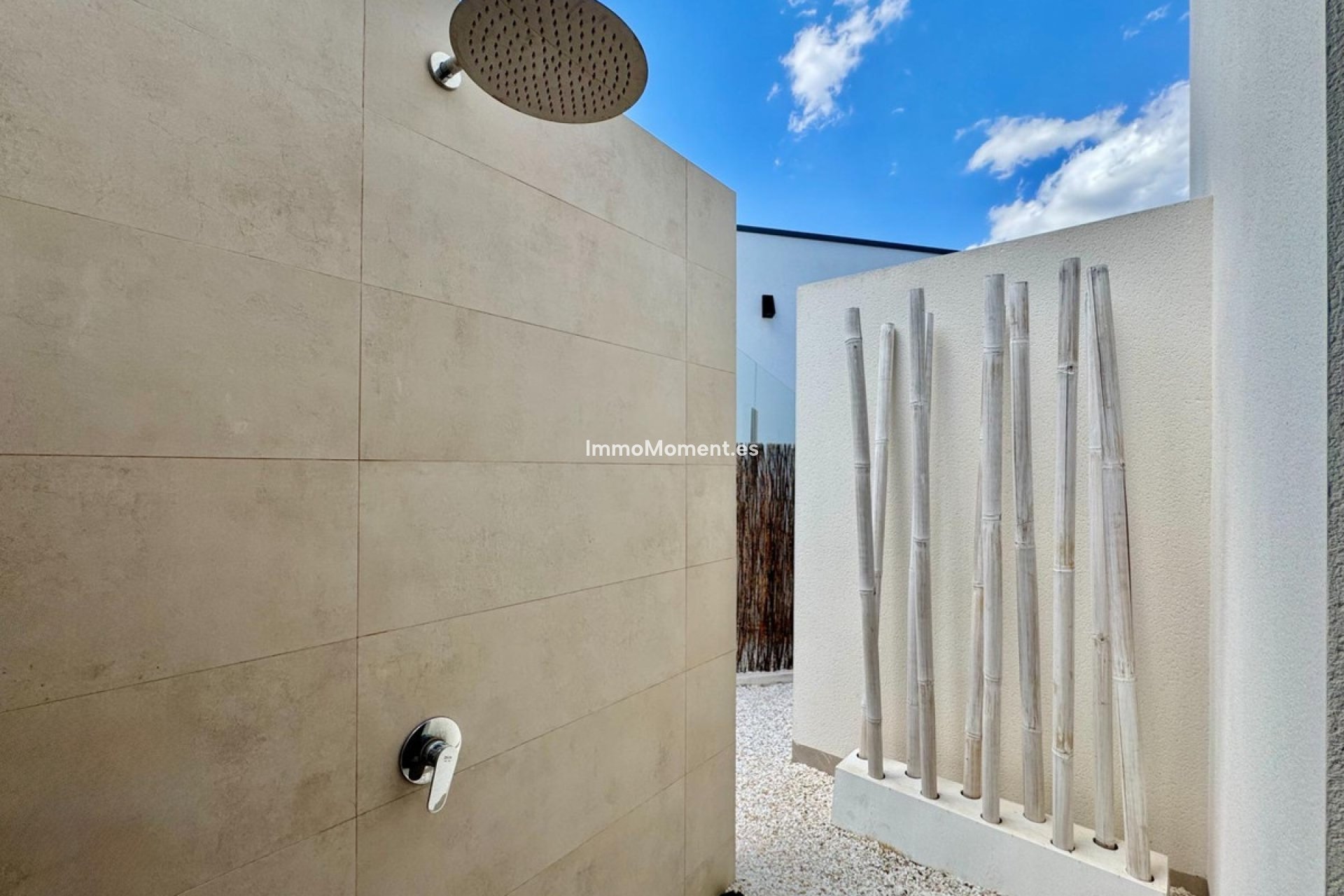 Reventa - Villa independiente - San Miguel de Salinas - San Miguel de Salinas Centro