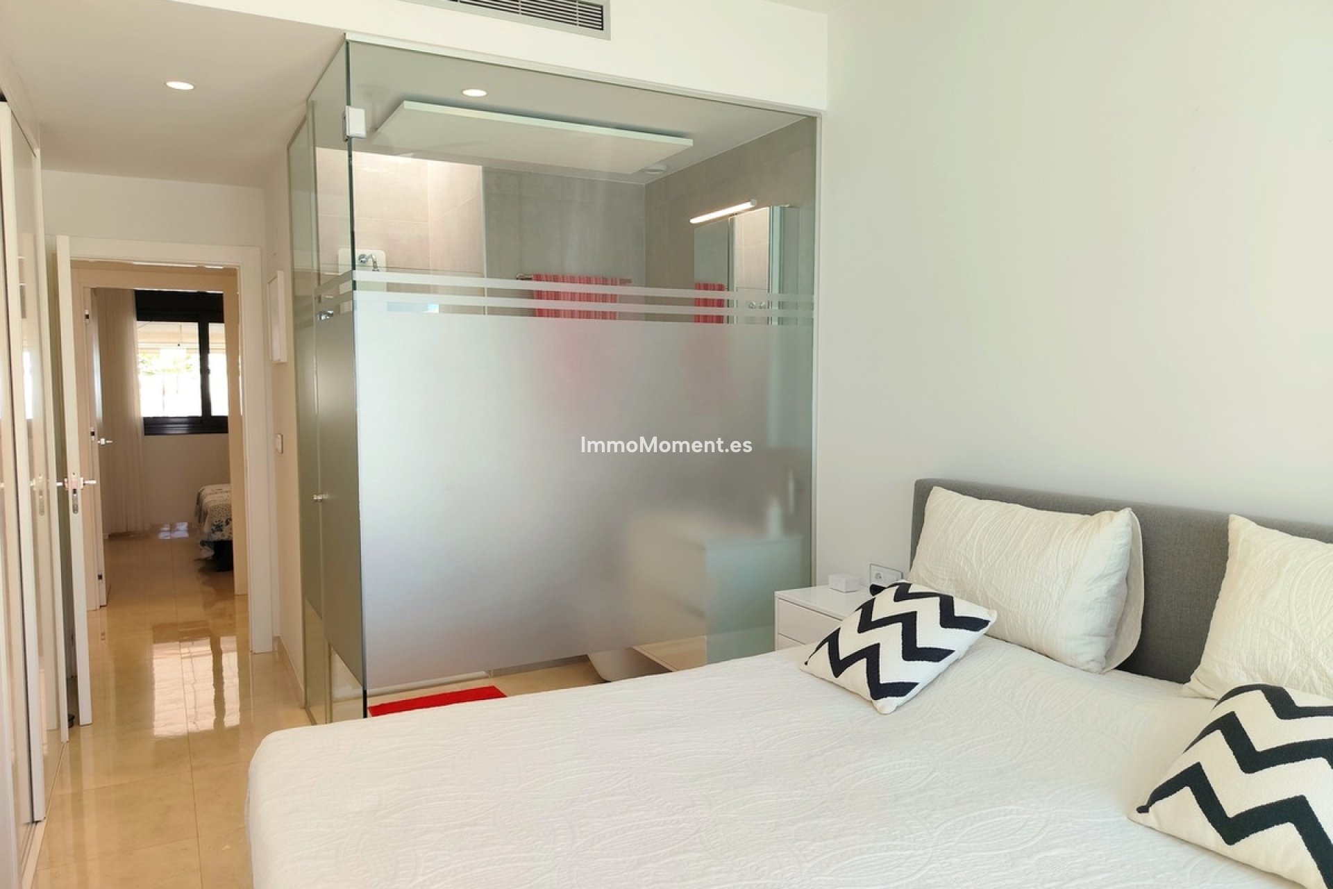 Reventa - Villa independiente - San Miguel de Salinas - San Miguel de Salinas Centro