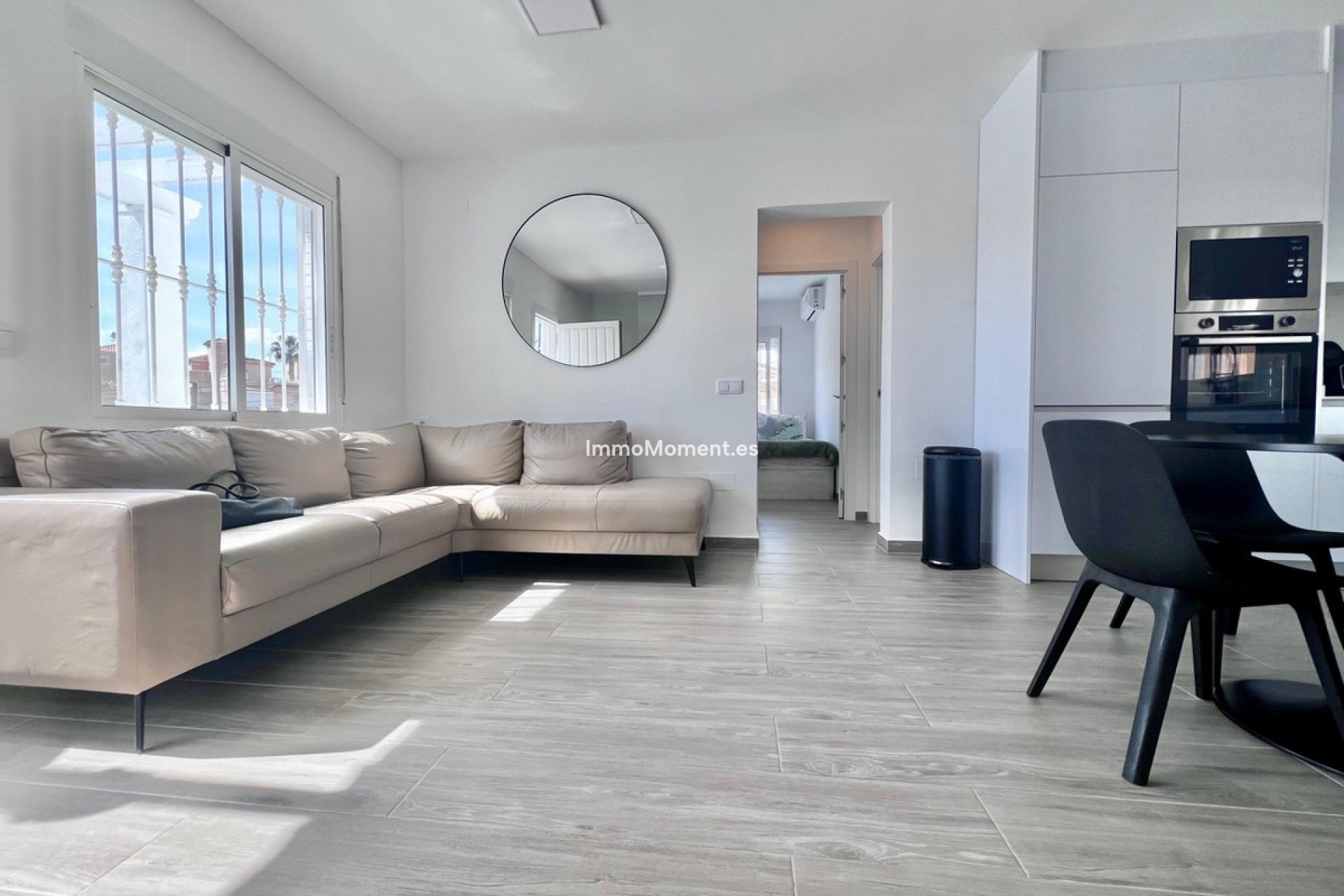 Reventa - Villa independiente - San Miguel de Salinas - San Miguel de Salinas Centro
