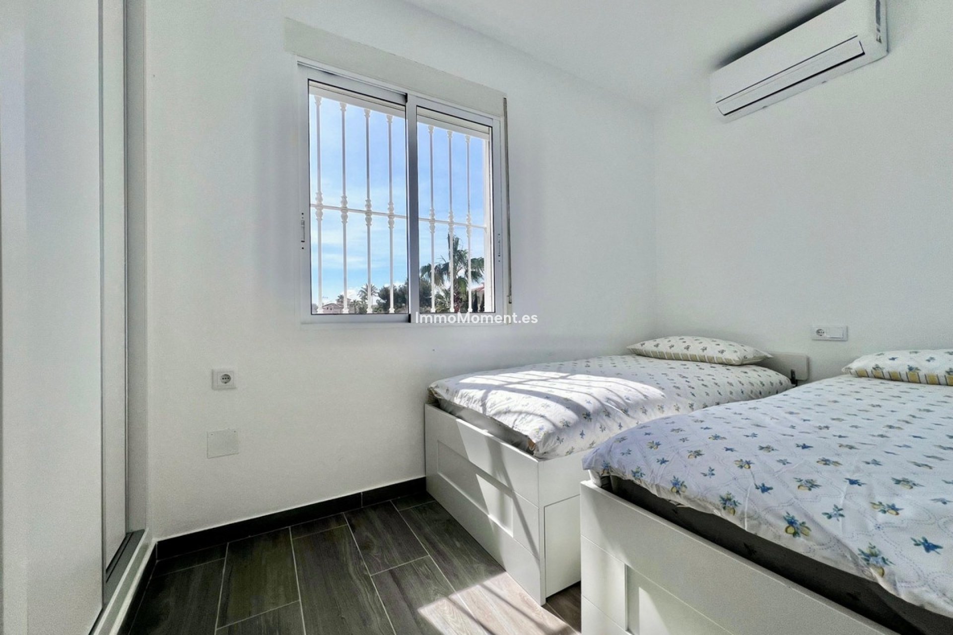 Reventa - Villa independiente - San Miguel de Salinas - San Miguel de Salinas Centro