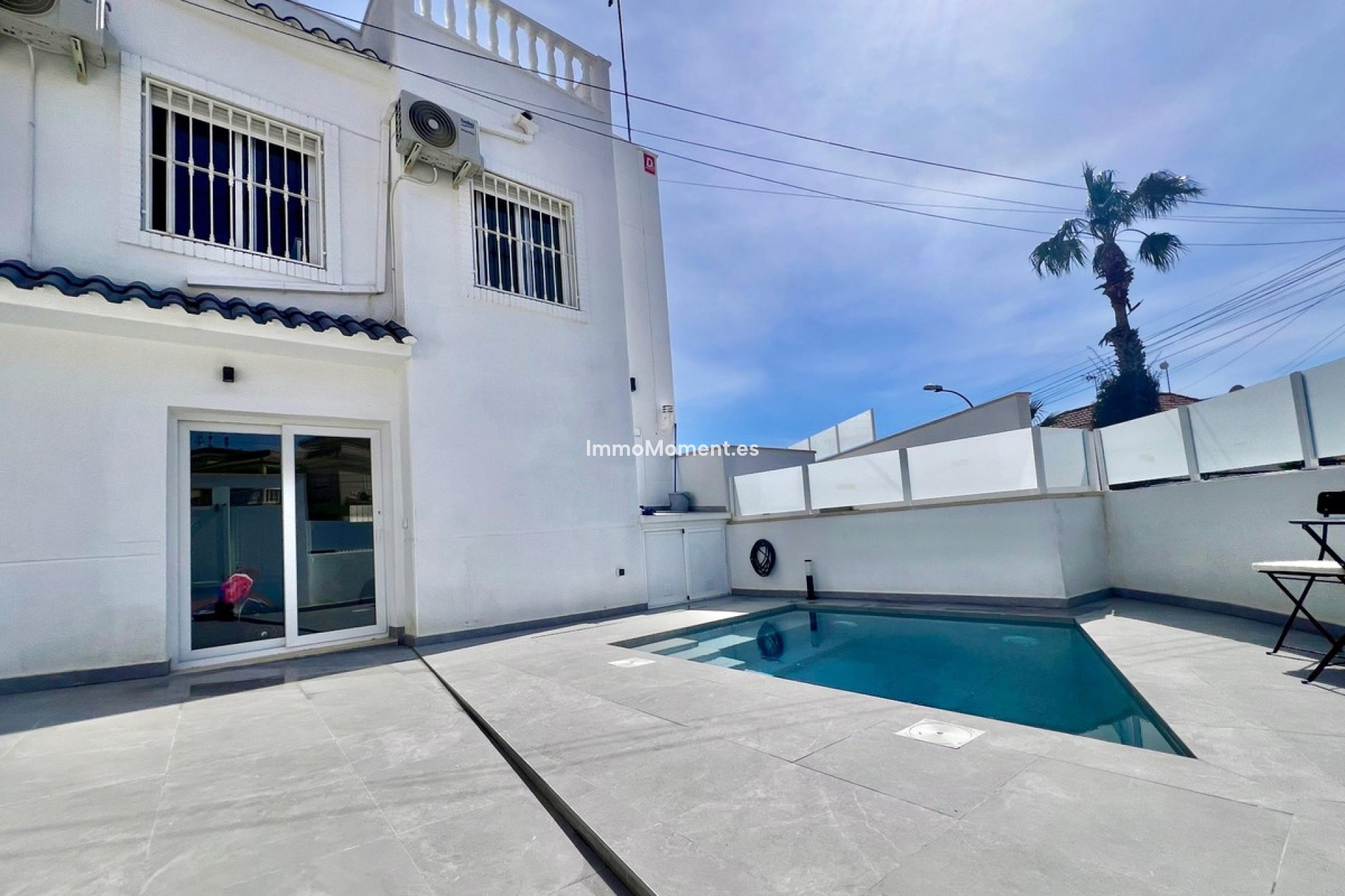 Reventa - Villa independiente - San Miguel de Salinas - San Miguel de Salinas Centro