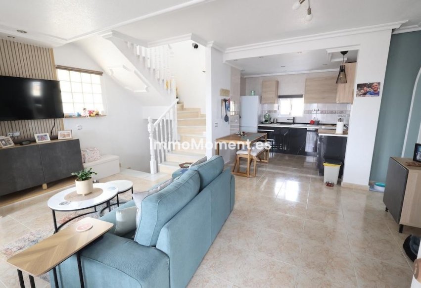 Reventa - Villa independiente - San Miguel de Salinas - San Miguel de Salinas Centro