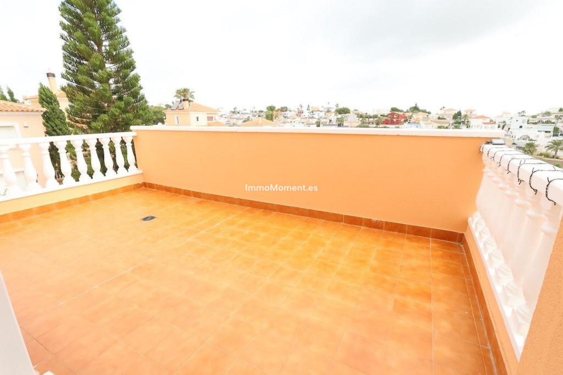 Reventa - Villa independiente - San Miguel de Salinas - San Miguel de Salinas Centro