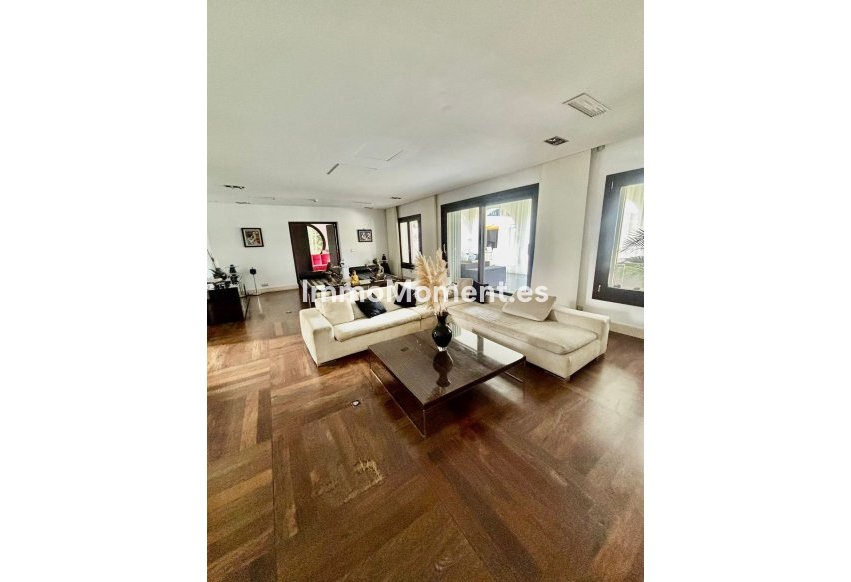 Reventa - Villa independiente - Sotogrande - San Roque Club