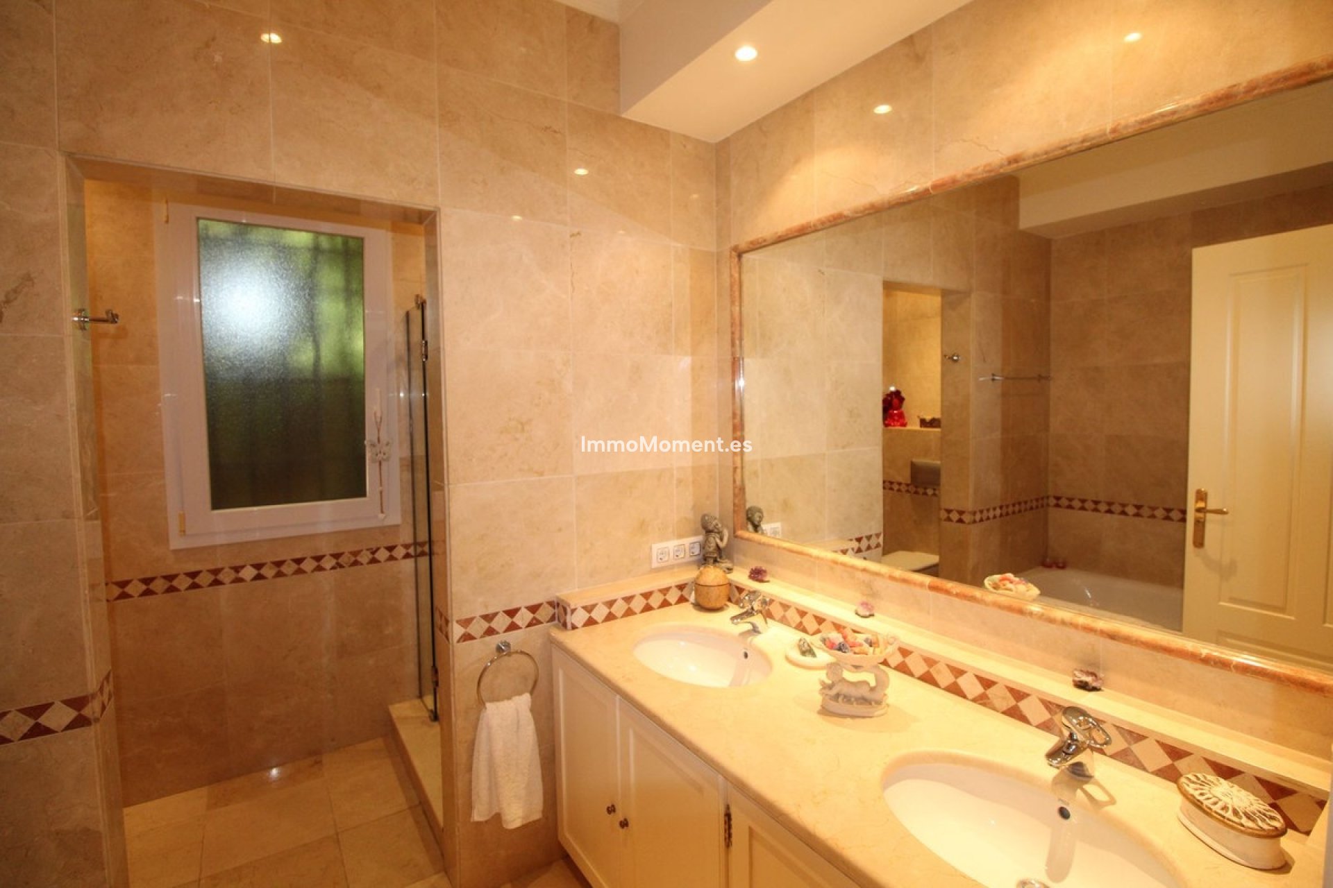 Reventa - Villa independiente - Sotogrande - Sotogrande Alto