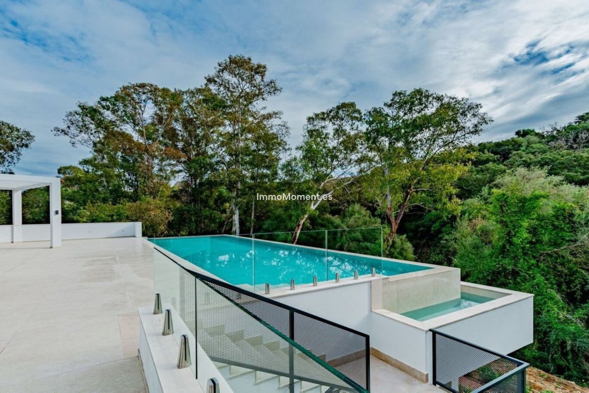 Reventa - Villa independiente - Sotogrande