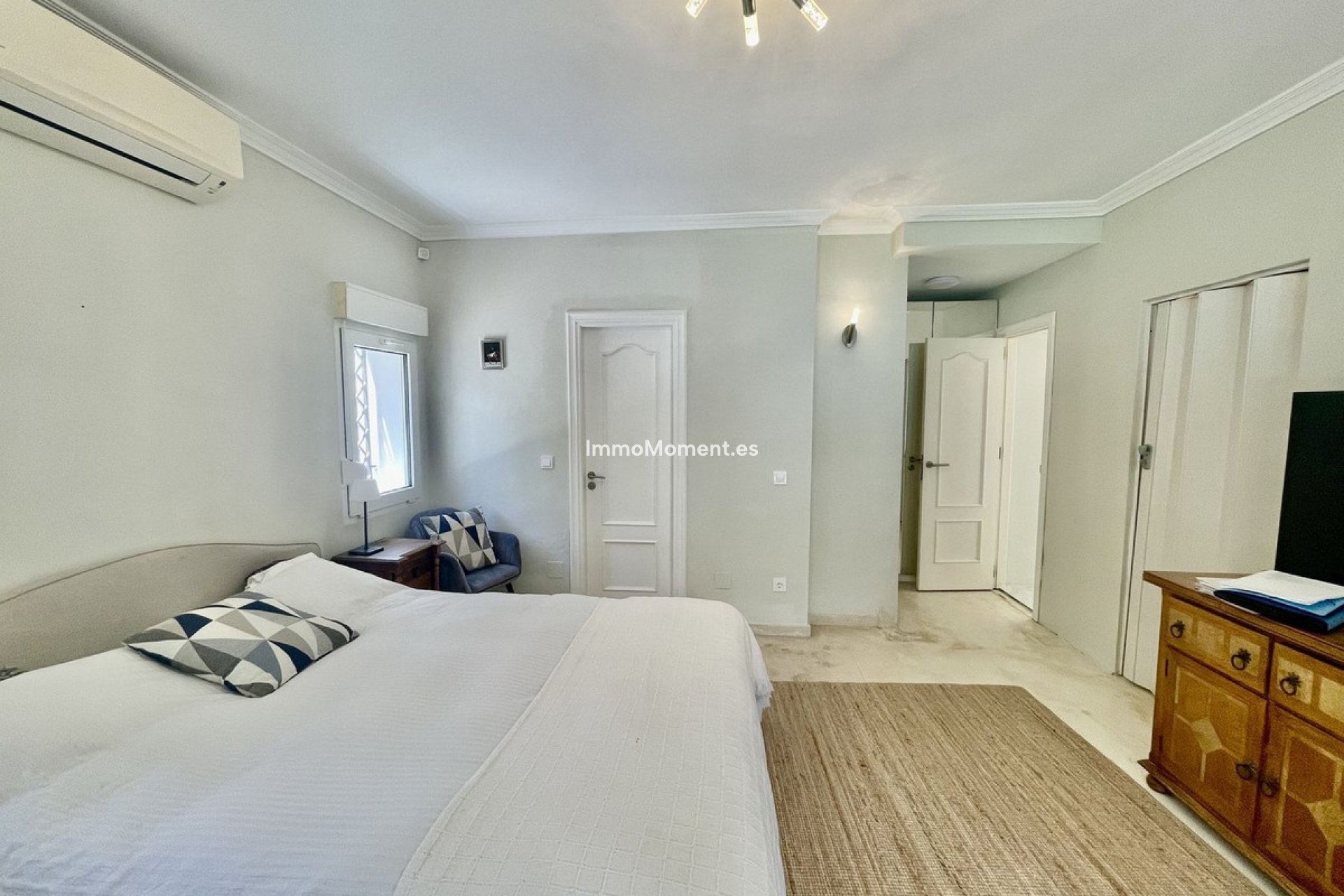 Reventa - Villa independiente - Sotogrande