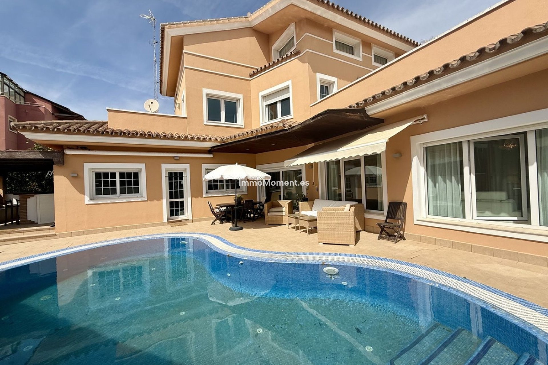 Reventa - Villa independiente - Torremolinos - Playamar