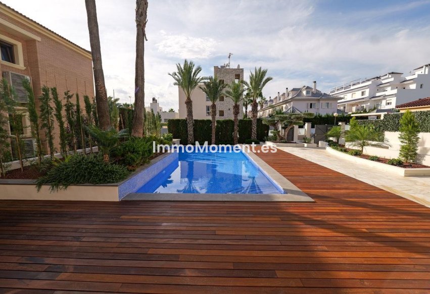 Reventa - Villa independiente - Torrevieja - La Veleta