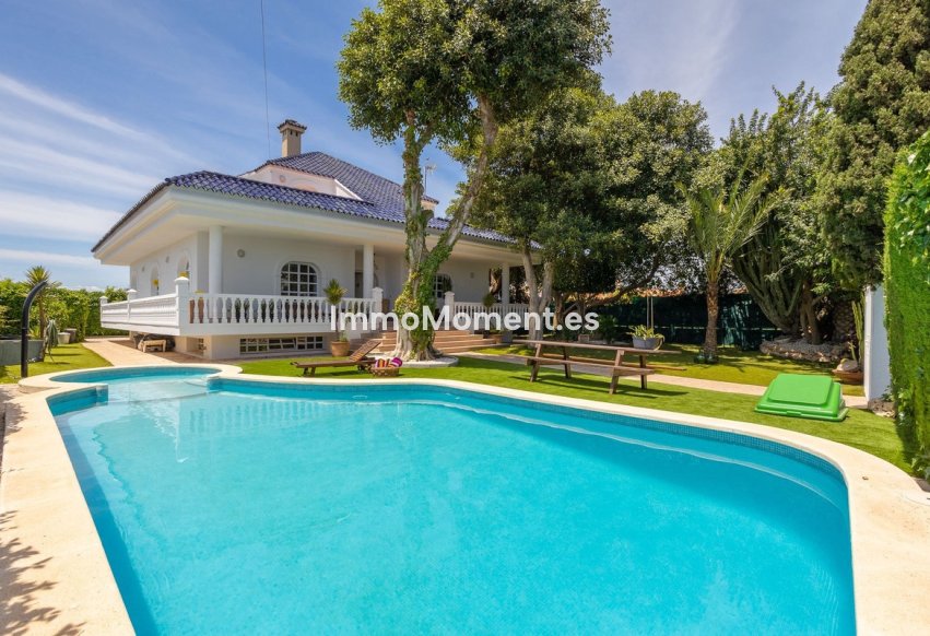 Reventa - Villa independiente - Torrevieja - Torrevieja Centro