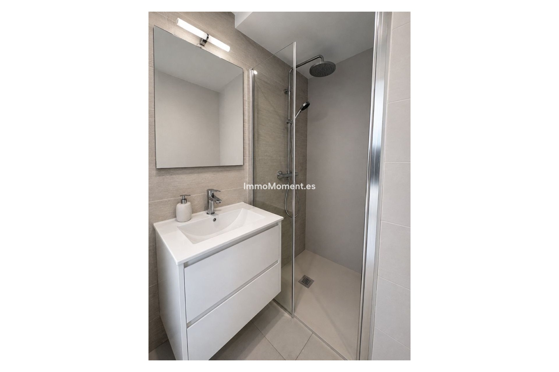 Reventa - Villa independiente - Torrevieja - Torrevieja Centro