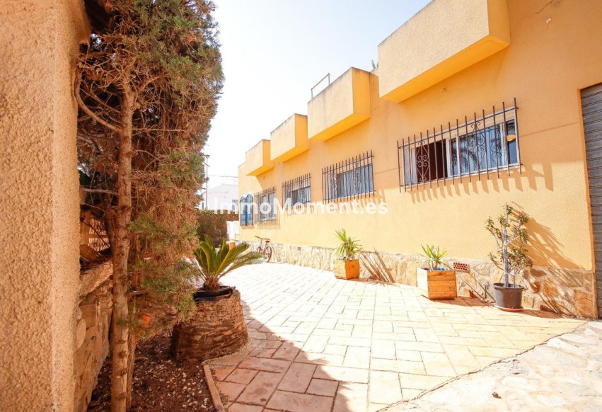 Reventa - Villa independiente - Torrevieja - Torrevieja Centro